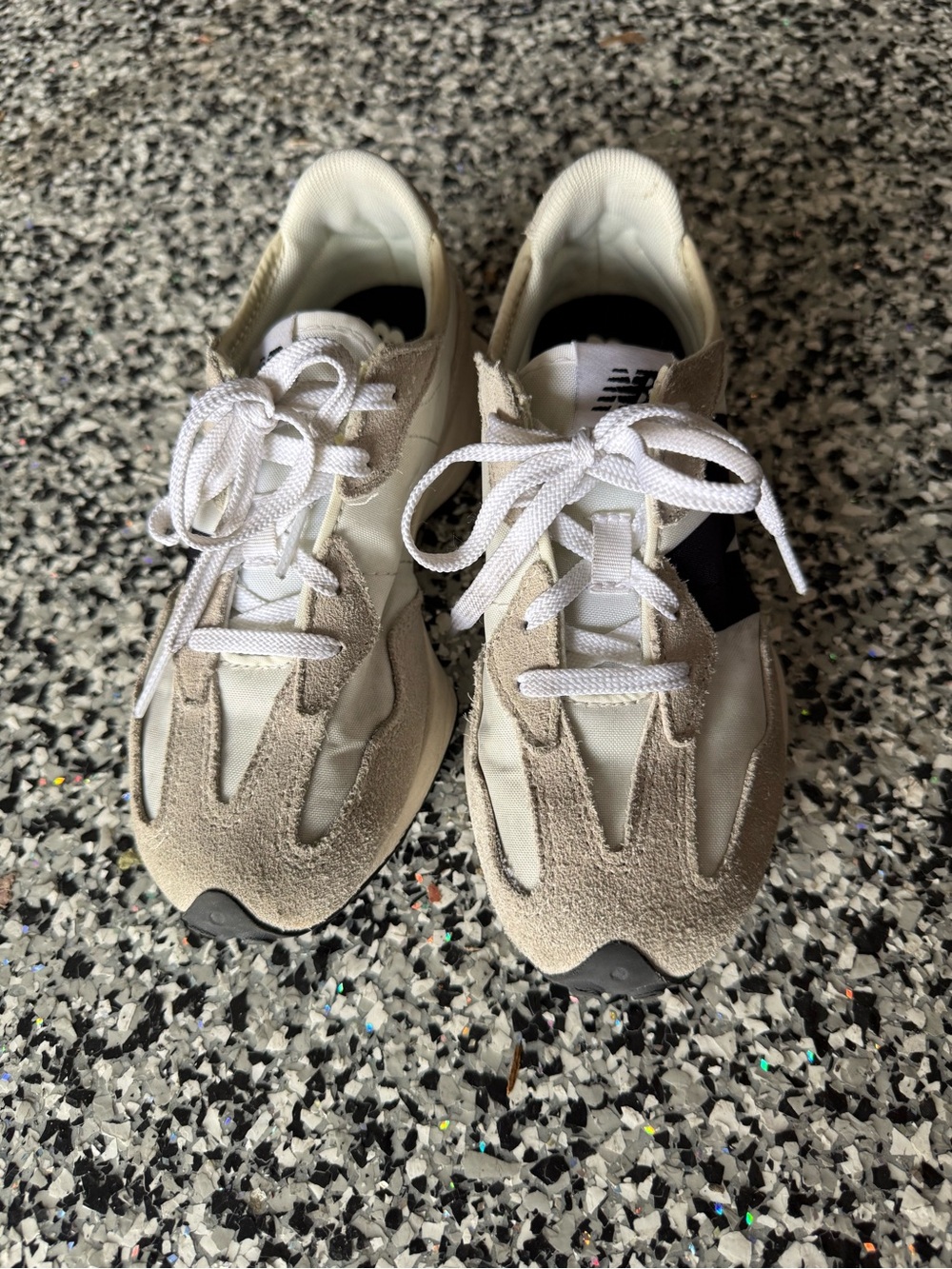 New Balance 327 Sea Salt Black sneakers